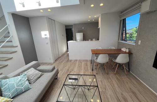 Minami House | R's House | Newly Built Entire House | Within Walking Distance of Sumikawa Station | Adjacent to the Host's Home · Two-Generation House | Parking for 2 Cars | Accommodates up to 6 Guests