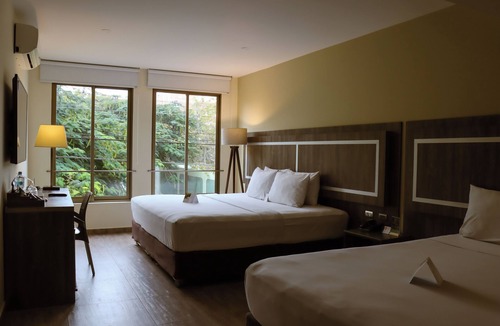 Las Quintanas Hotel | Rado Hotel - Quintanas