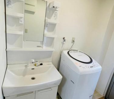 Yokosuka Apartment | RAVIHE YONEGAHAMA l 米が浜通