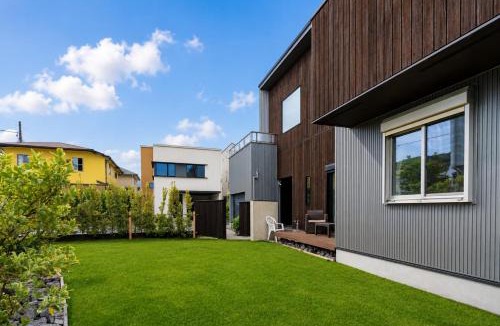 Hayama Apartment | Rayful Hayama