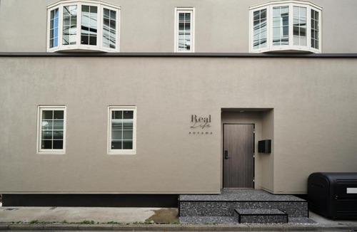 Aoyama Apartment | Real Life AOYAMA