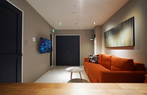 Ikejiri Apartment | Real Life Meguro River