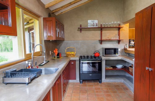 Calca Cabin | RebeQ House
