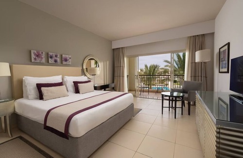 Zawiyat Sidi Musa Hotel | Relaxing Family Room with Swimming Pool and Playground - Steps from Almaza Bay