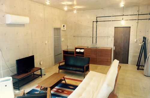 Shiraho House | Retya