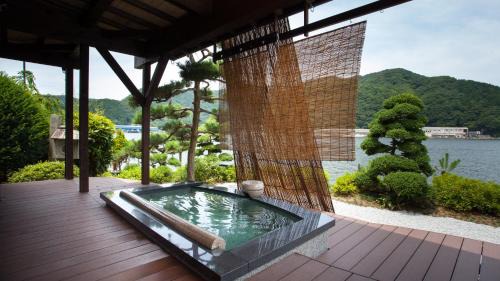 Tsuiyama Hotel | River Side Maruyama