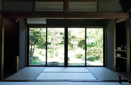 Takayama Bed & Breakfast | Room 48