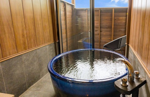 Yufuin Onsen Cabin | Room dome tent with hot spring 1 night and 2 /Yufu Ōita