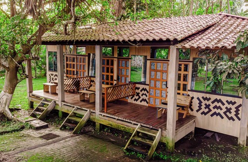 Iquitos Bed & Breakfast | Room in a bungalow near downtown