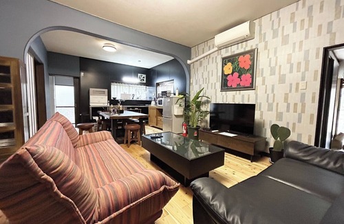 Taiki RV Rental | Room Only | Accommodates 8 people OURHOUSE a/Du Hui County Mie