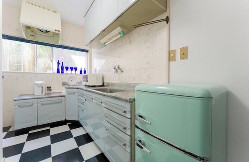 Suzaki Hotel | Room OnlyAccommodates 7 people Family Room Oce/Shimoda City Shizuoka