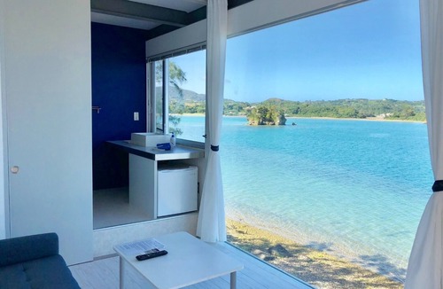 Nago Apartment | RossoThe sea is just outside the window You /Nago Okinawa
