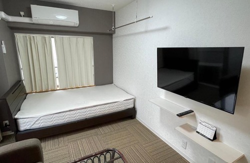 Yokosuka Apartment | ROYAL YONEGAHAMA ｌ米が浜通