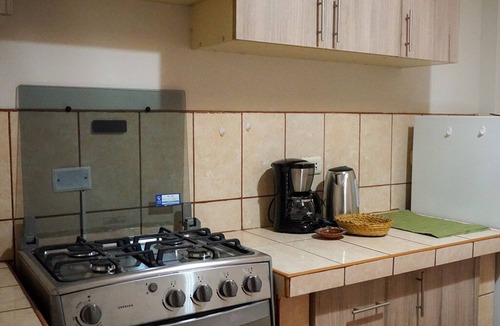 Cusco Historic Center Apartment | Ruinas: Spacious 2-bedroom apartment in San Blas market area. Big kitchen!