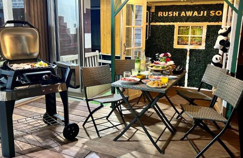 Kusumoto House | Rush Awaji Guppy - Seaside Holiday Home - Self Check-In Only