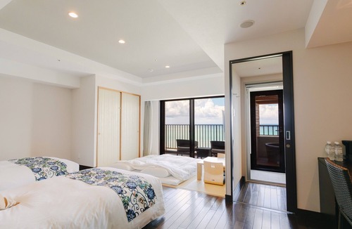 Tomigusuku Hotel | Ryukyu Onsen Senagajima Hotel
