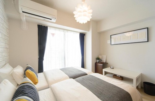 Joto Apartment | Saintpaulia Osaka-castle