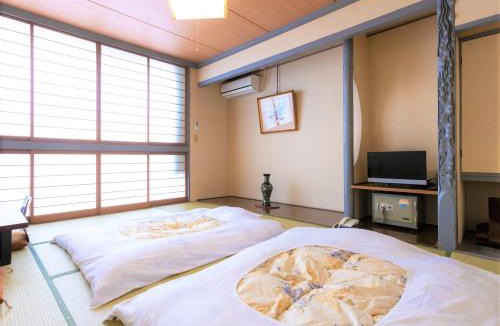 Minamiuonuma Hotel | Sakadojo