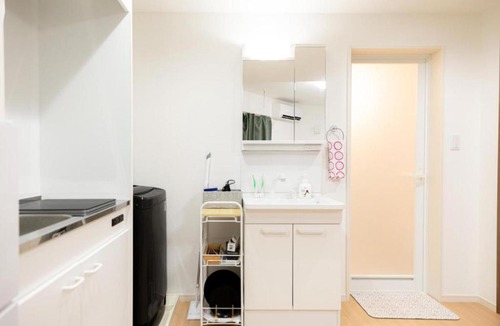 Kitakoiwa Apartment | SAKURA House