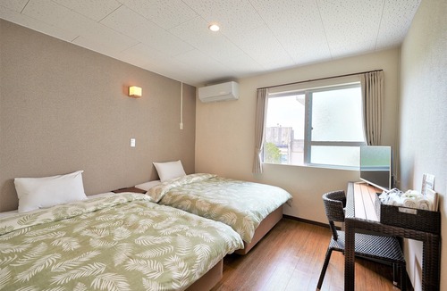 Kadena-cho House | Sazanka