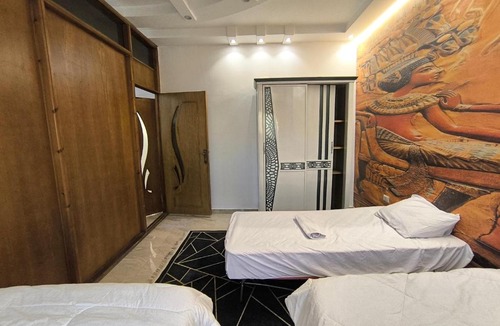 Al Haram Bed & Breakfast | Scarab Sands Hotel INN