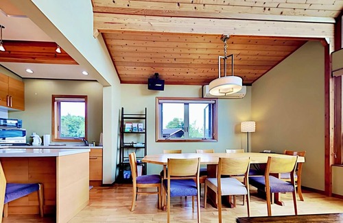 Kimitsu Hotel | Seattle House
