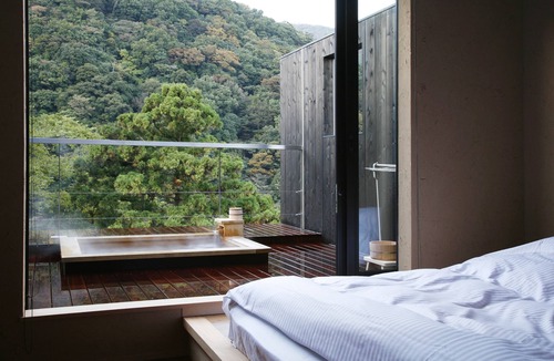 Hakone Hot Springs Hotel | Seikanso