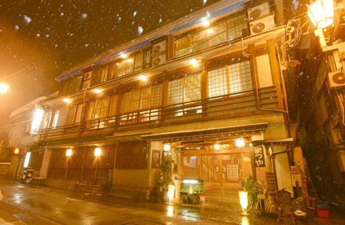 Yudanaka Shibu Onsen Hotel | Senshinkan Matsuya