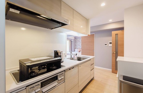 Dotonbori Apartment | SERENE | Dotonbori · 803 | 80 m² · 3BR | Family Suite | 3 Min to Kuromon