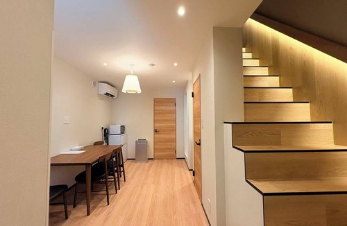 Sennichimae House | SERENE Osaka│Kuromon Entire House│ 3 Bedrooms, 3 Bathrooms│ 30-second walk to Kuromon