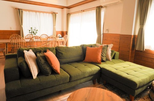 Togo-cho Apartment | Seto Mori Lodge 家族旅行に最適 最大12名 駐車場3台 ジブリパーク15分 ナゴヤドーム トヨタ博物館 土岐アウトレット