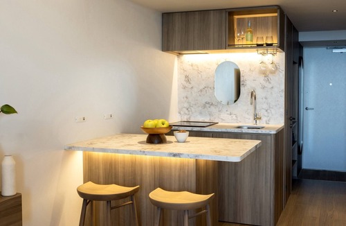 Nishi Ward Hotel | seven x seven Itoshima