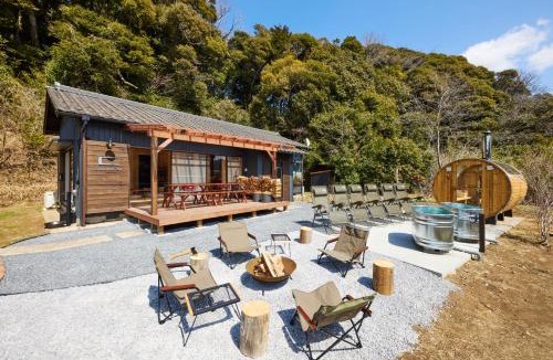 Kimitsu House | SHELTER君津 星が降りそそぐ千葉県Villa 星空サウナ 最大8名 都心から70分 雨でもBBQ 天体観測