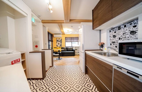 Ebisu House | Shibuya Ward, Central Area, Ideal for Families and Groups, Many Private Rooms, Separate Bathroom and Toilet Areas, Within Walking Distance of the Shibuya and Roppongi Areas, 100 meters to the bus stop