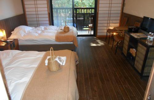 Hata-gun Hotel | Shimantonoyado