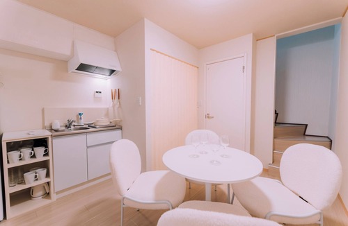 Minamisenba House | Shinsaibashi Cloud House | Sauna | Sleeps 8