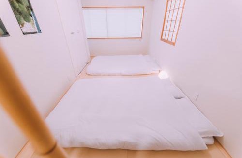 Minamisenba Apartment | Shinsaibashi Cloud House Sauna Sleeps 8