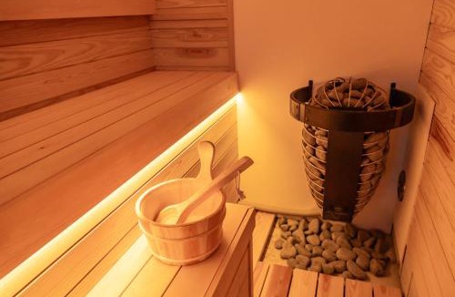 Tsubaki Onsen House | Shirahama White Beach House - Self Check-In Only