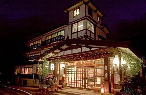 Nozawaonsen Hotel | Shirakaba
