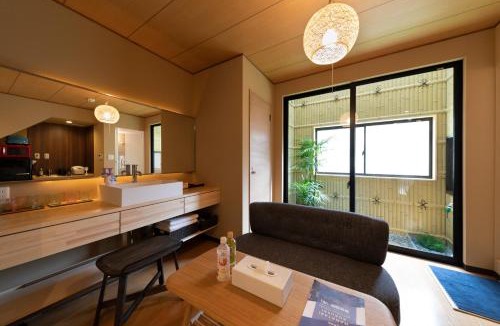 Naniwa Villa | Shirakabanoyado - SHIOKUSA, 白樺の宿 - 塩草