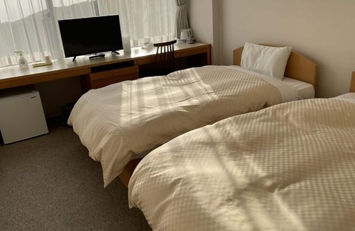 Hayama Hotel | Shonan Relief