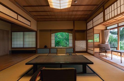 Amanohashidate Hotel | SHOUROTEI, a Luxury Seaside Retreat