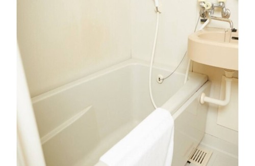 Oroku Hotel | Single roomnonsmoking 3 stations from Naha Airp / Naha Okinawa