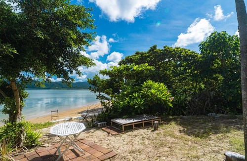 Taketomi-jima Taketomi-cho Apartment | Sion fusaki Beachfront