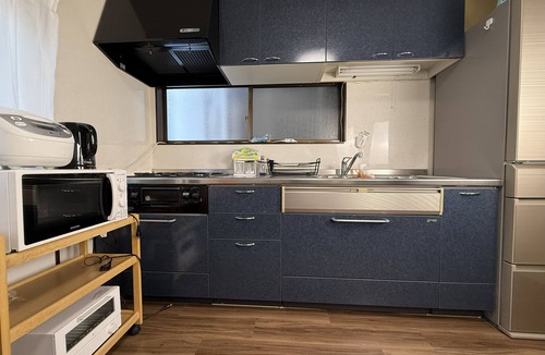 Nishinari Villa | Sky Garden · 4min to Namba by Subway · Direct to KIX & Nara