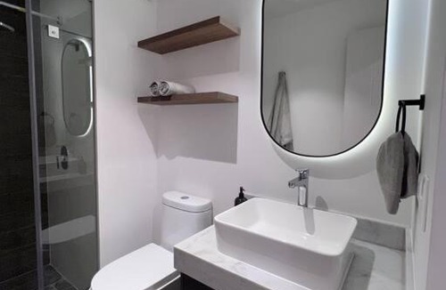 San Isidro Centro Financiero Apartment | Sleek 2 BR/ 2BATH in San Isidro