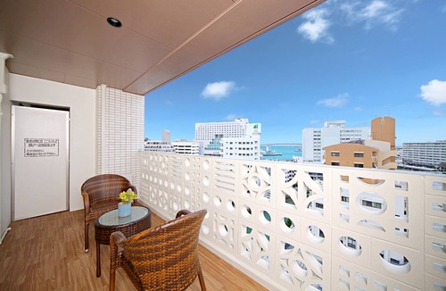 Naha City Centre Condo | SmartCondo Tomari