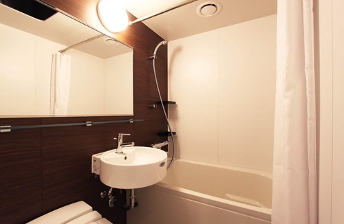 Minamisenba Hotel | Smile Hotel Premium Osaka Hommachi