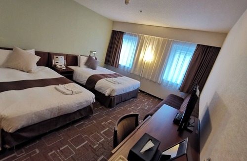 Minamisenba Hotel | Smoking Deluxe Twin Room only vs | Simple St/Osaka Ōsaka