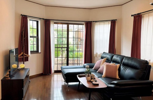 Maihama Apartment | so joy house
